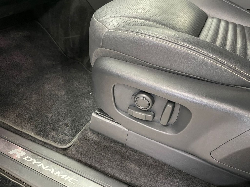 Used Land Rover Discovery 2021 for sale - 76710860: Photo 37