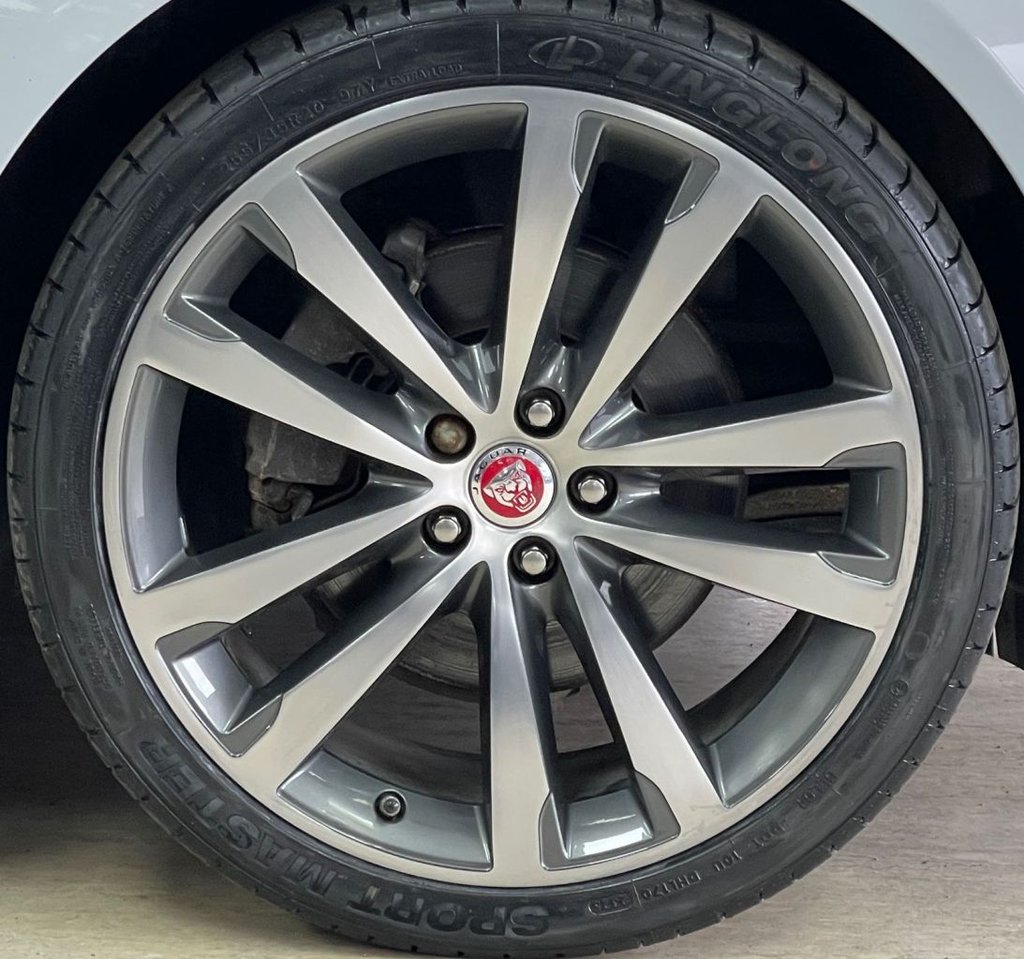 Used Jaguar XF 2019 for sale - 76356195: Photo 17