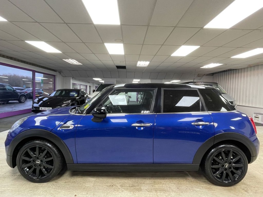 Used MINI Hatch 2018 for sale - 77608776: Photo 13