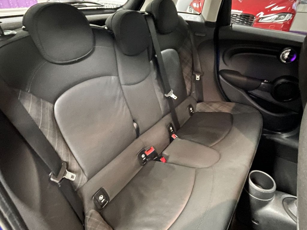 Used MINI Hatch 2018 for sale - 77608776: Photo 27