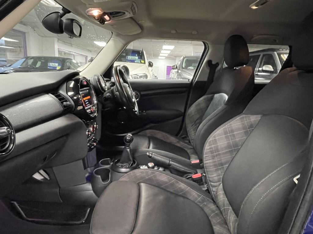 Used MINI Hatch 2018 for sale - 77608776: Photo 32