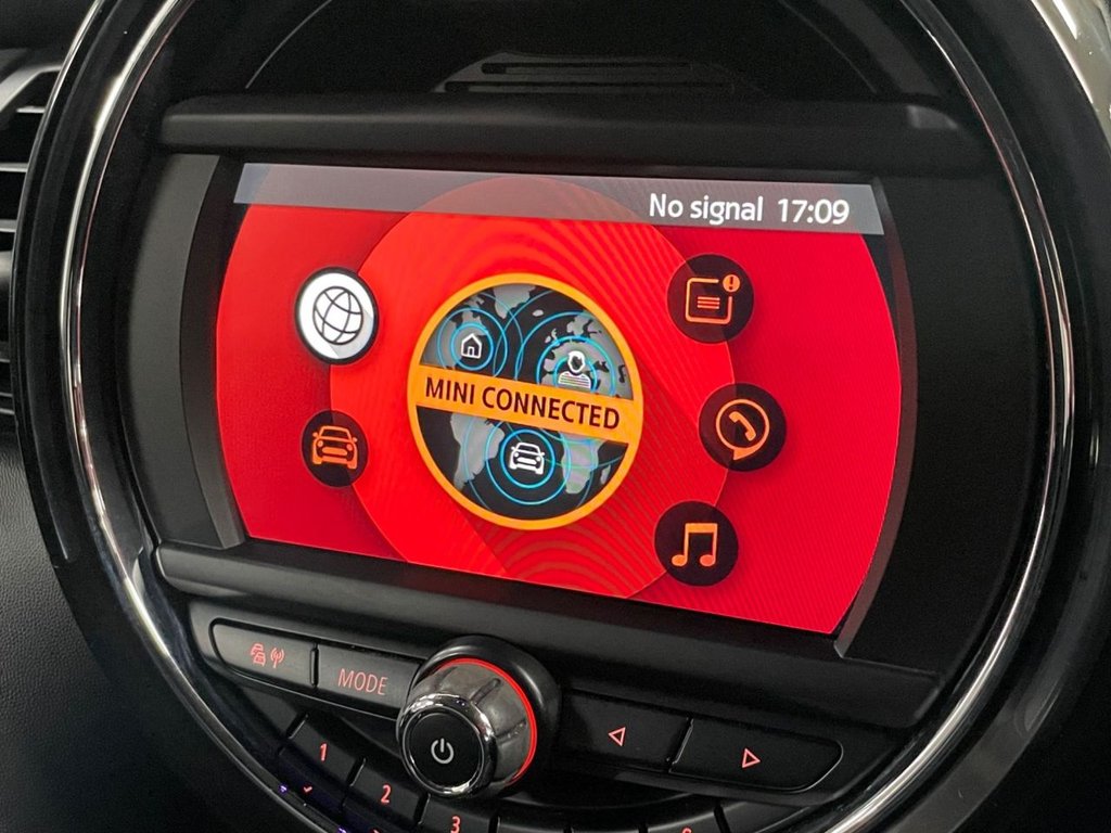 Used MINI Hatch 2018 for sale - 77608776: Photo 41