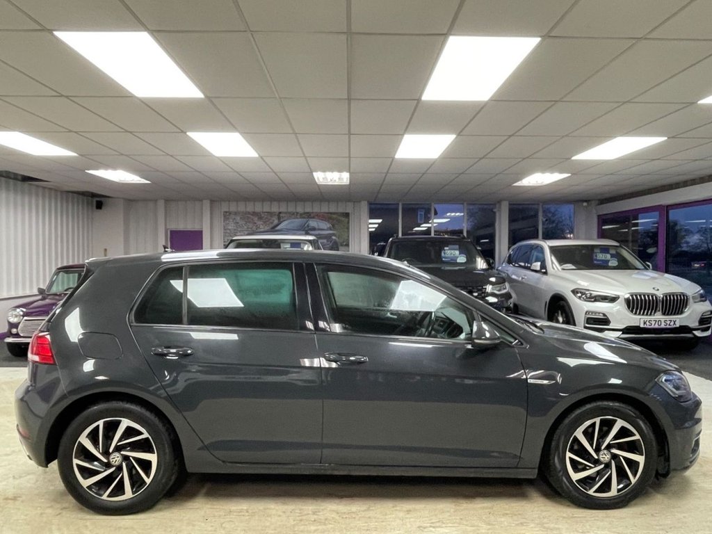 Used Volkswagen Golf 2019 for sale - 77072328: Photo 11