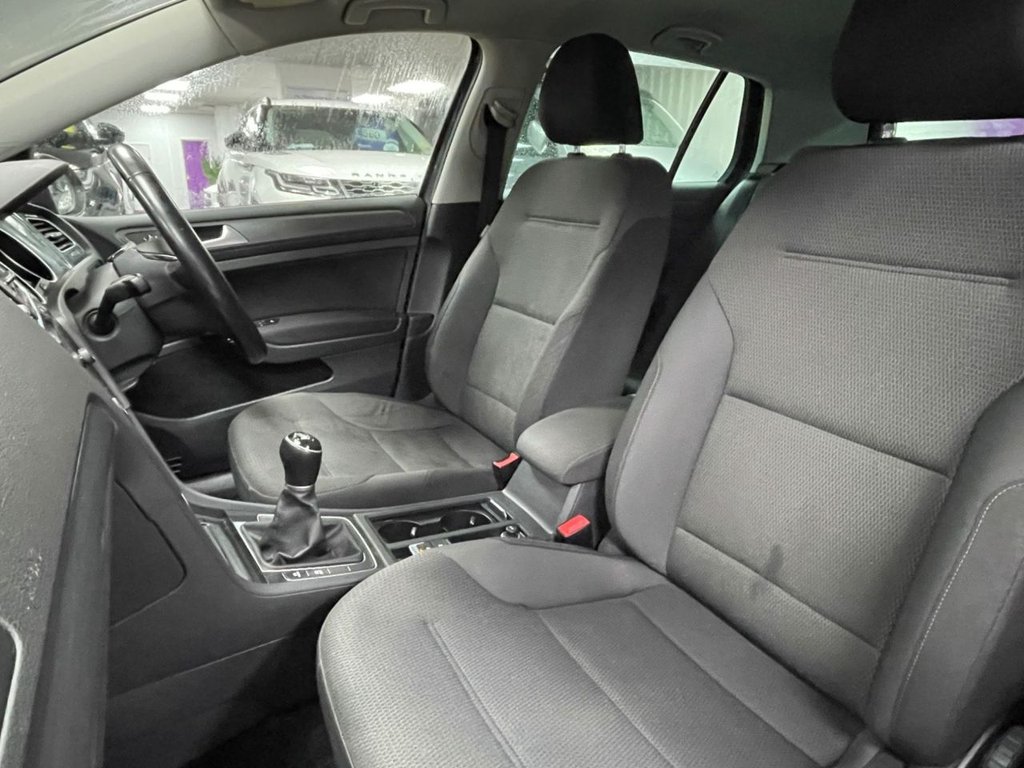 Used Volkswagen Golf 2019 for sale - 77072328: Photo 32