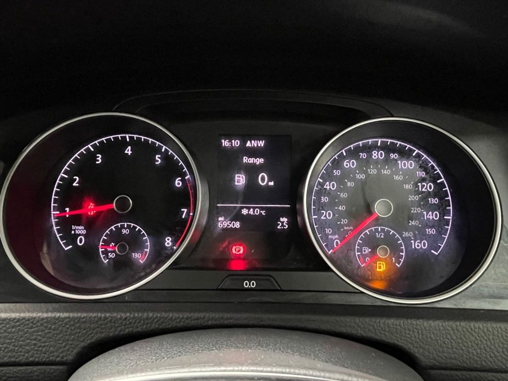 Used Volkswagen Golf 2019 for sale - 77072328: Photo 36