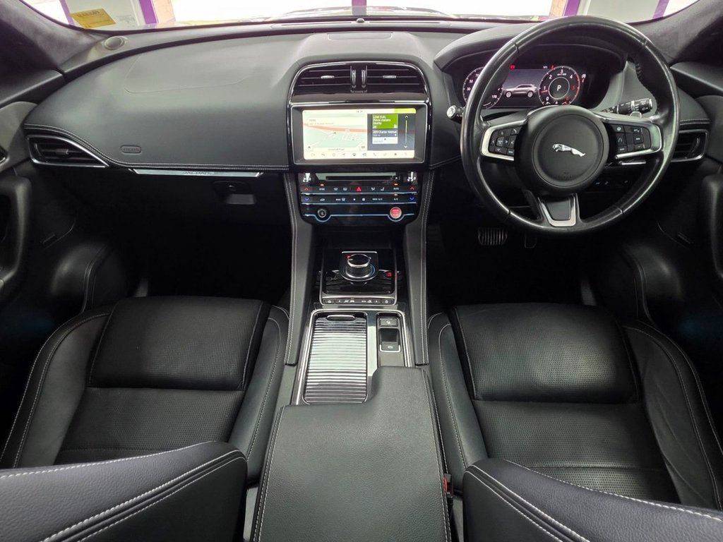 Used Jaguar F-Pace 2020 for sale - 78167194: Photo 2