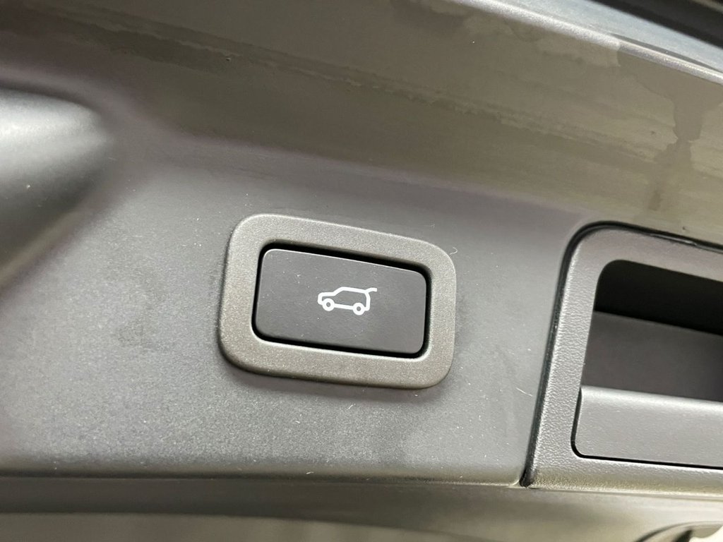 Used Land Rover Range Rover Velar 2022 for sale - 77547006: Photo 16