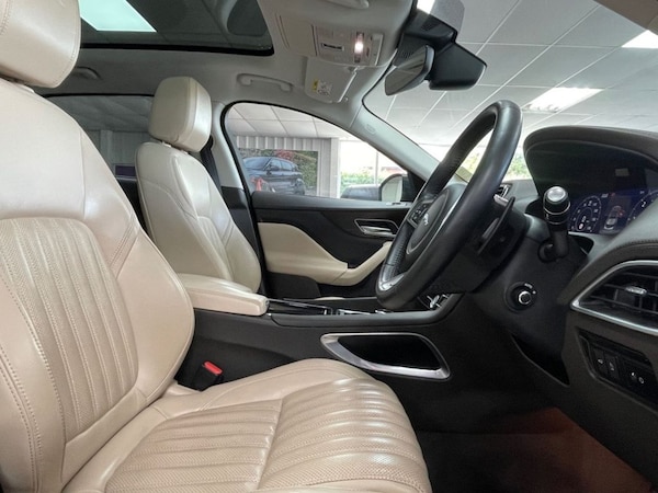 Used Jaguar F-Pace 2019 for sale - 76068692: Photo 26