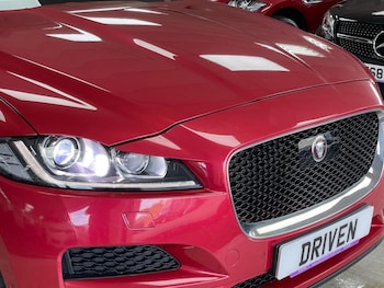 Used Jaguar F-Pace 2019 for sale - 76068692: Photo 4