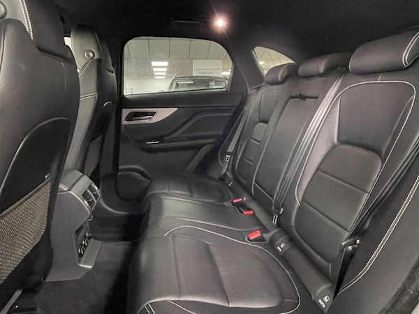 Used Jaguar F-Pace 2018 for sale - 76235381: Photo 31