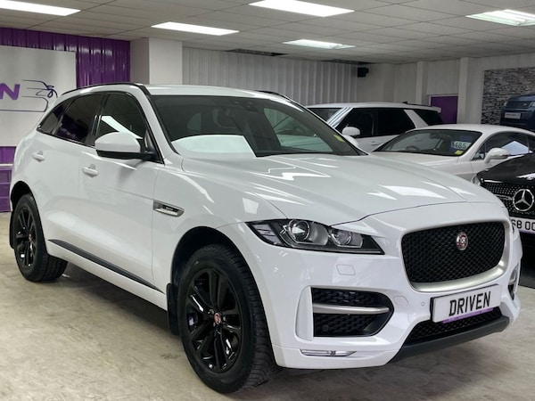 Used Jaguar F-Pace 2018 for sale - 76235381: Photo 6