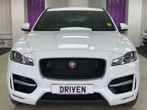 Used Jaguar F-Pace 2018 for sale - 76235381: Photo 7