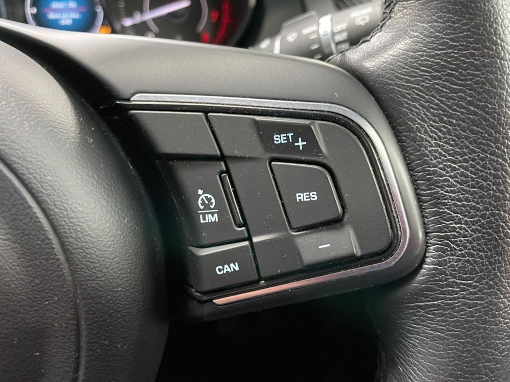 Used Jaguar E-Pace 2019 for sale - 77072424: Photo 39