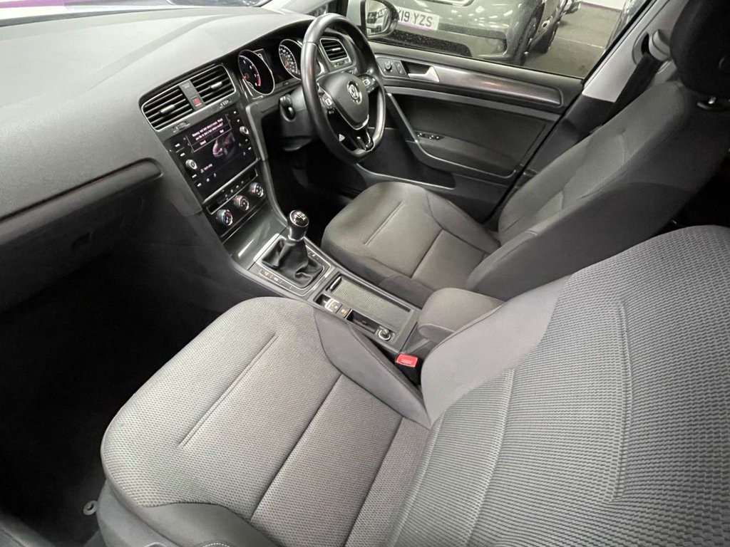 Used Volkswagen Golf 2018 for sale - 77383914: Photo 31