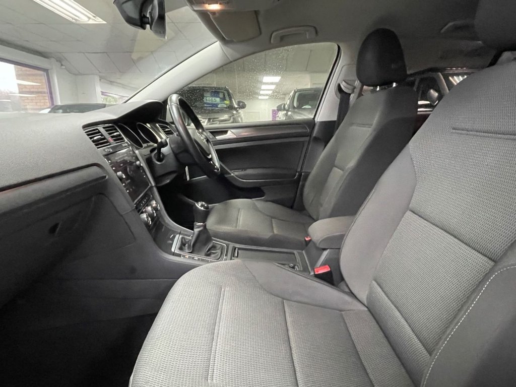 Used Volkswagen Golf 2018 for sale - 77383914: Photo 32