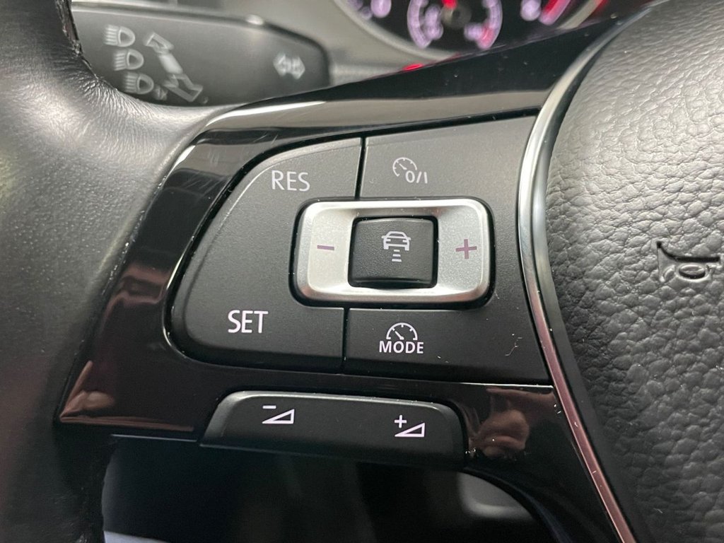 Used Volkswagen Golf 2018 for sale - 77383914: Photo 35