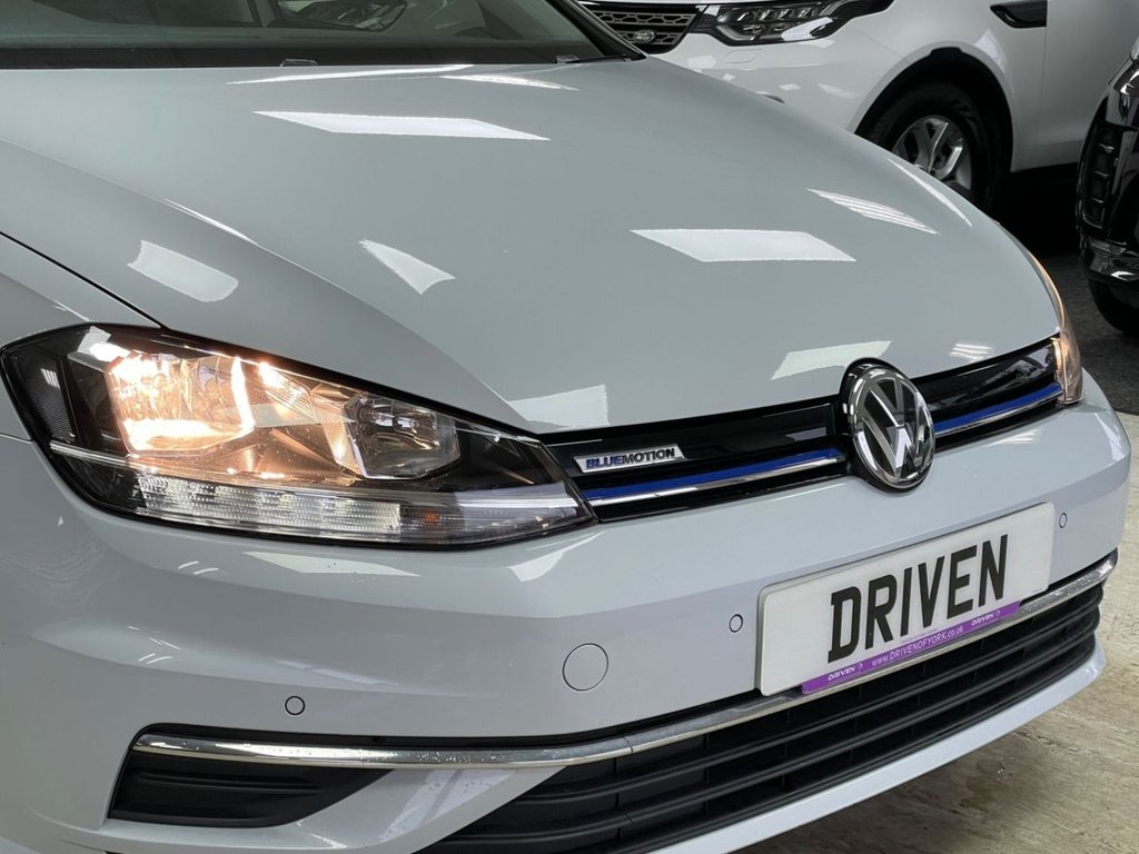 Used Volkswagen Golf 2018 for sale - 77383914: Photo 4