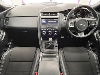Used Jaguar E-Pace 2019 for sale - 76303491: Photo