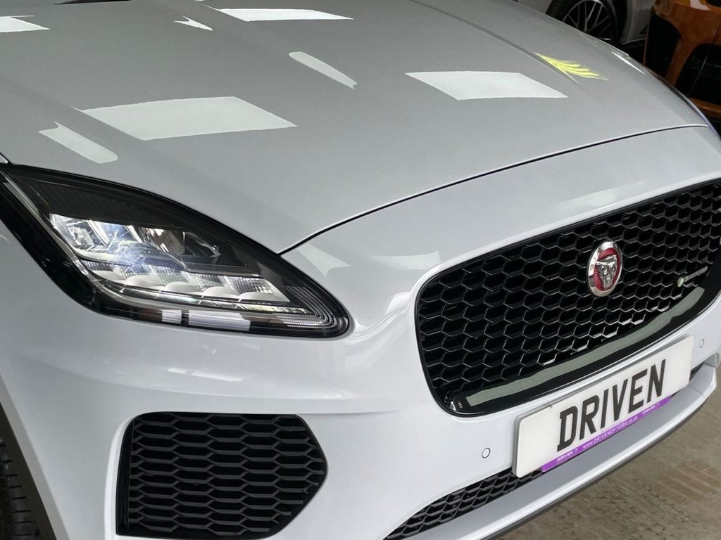 Used Jaguar E-Pace 2019 for sale - 76303491: Photo 4