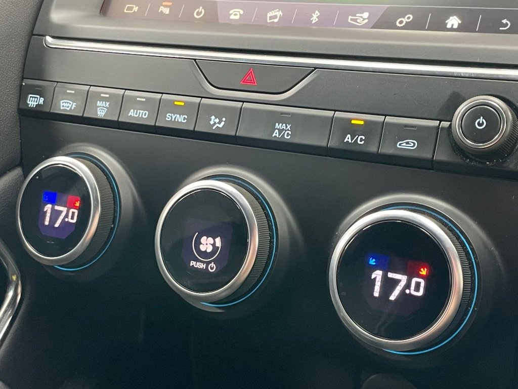 Used Jaguar E-Pace 2019 for sale - 76303491: Photo 43