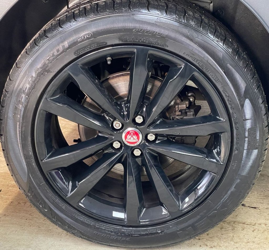 Used Jaguar F-Pace 2019 for sale - 77621170: Photo 16