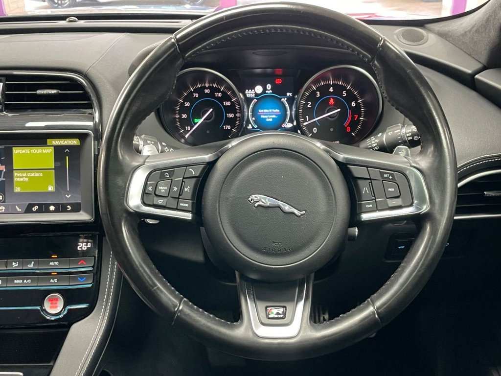 Used Jaguar F-Pace 2019 for sale - 77621170: Photo 37