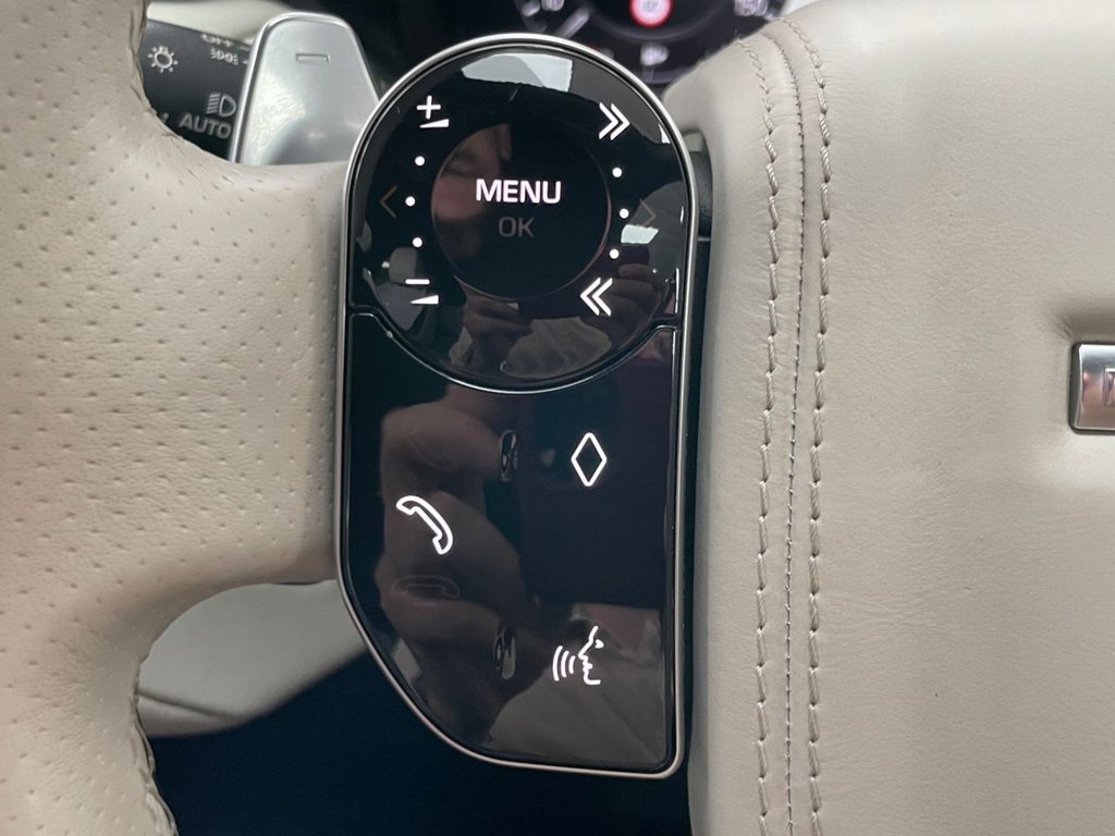 Used Land Rover Range Rover Velar 2019 for sale - 76105597: Photo 37