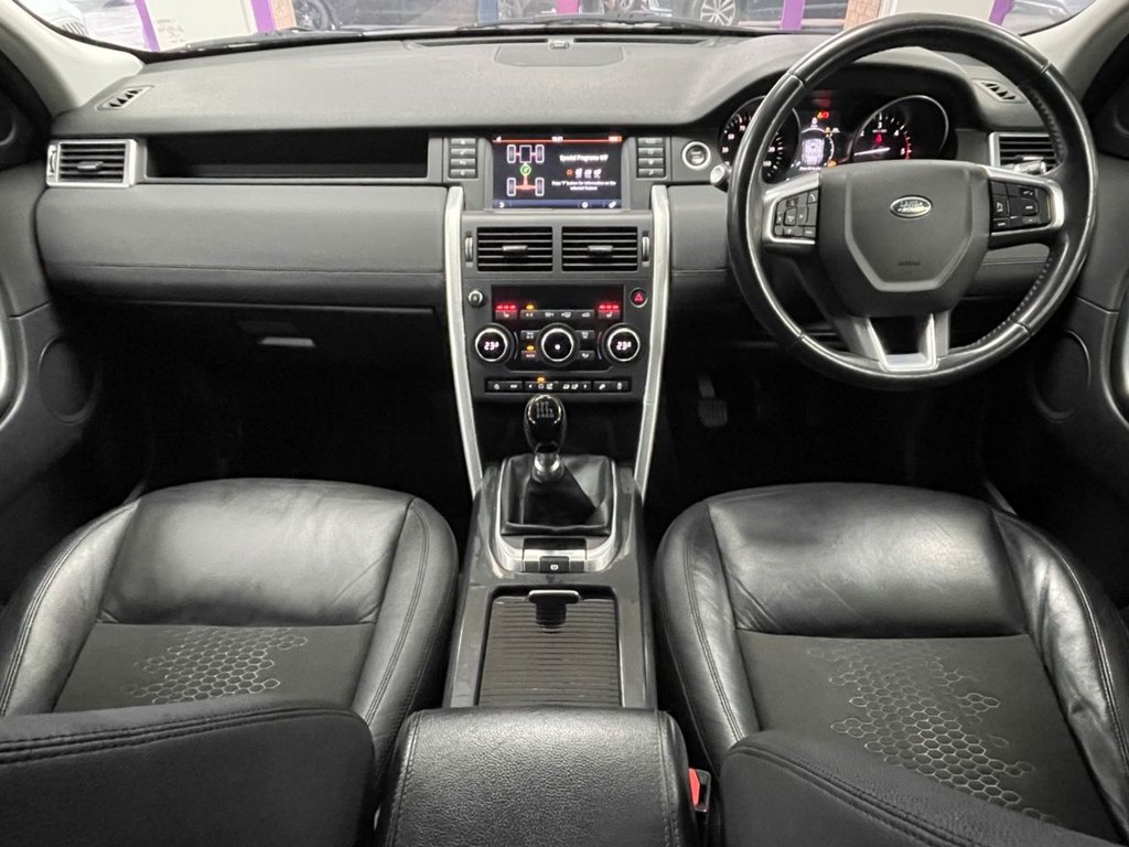 Used Land Rover Discovery Sport 2018 for sale - 77369340: Photo 2