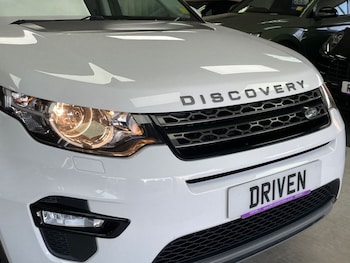 Used Land Rover Discovery Sport 2018 for sale - 78241160: Photo