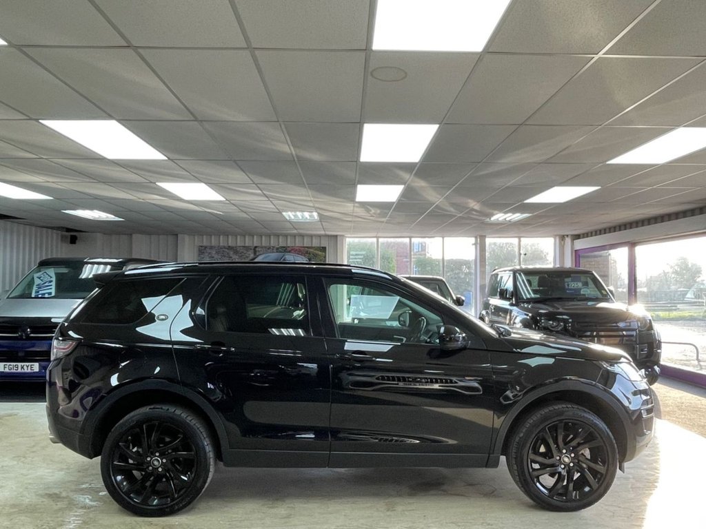 Used Land Rover Discovery Sport 2019 for sale - 77936399: Photo 11
