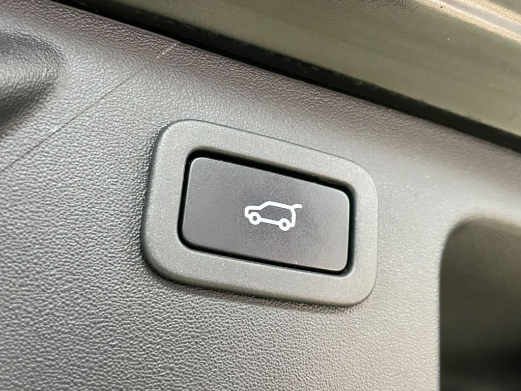 Used Land Rover Discovery Sport 2019 for sale - 77936399: Photo 18