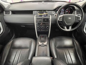 Used Land Rover Discovery Sport 2019 for sale - 77936399: Photo