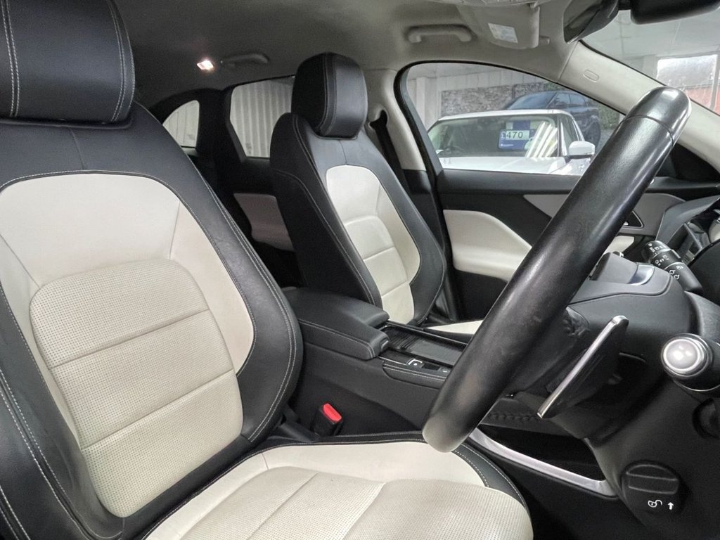 Used Jaguar F-Pace 2019 for sale - 76739918: Photo 25