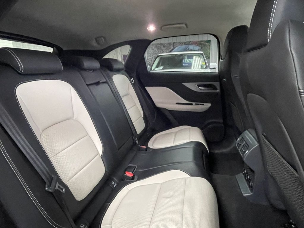 Used Jaguar F-Pace 2019 for sale - 76739918: Photo 27