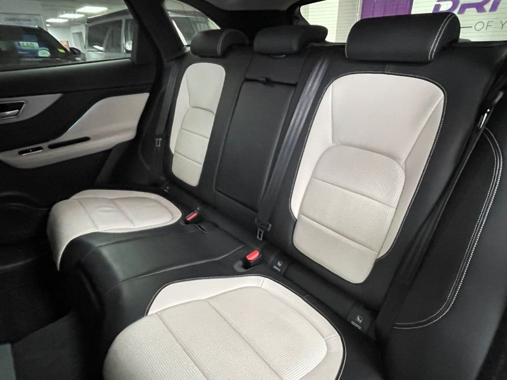 Used Jaguar F-Pace 2019 for sale - 76739918: Photo 28