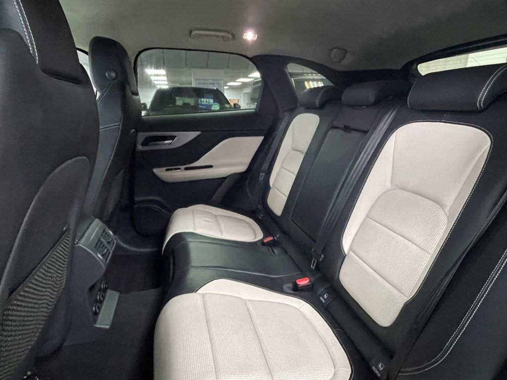 Used Jaguar F-Pace 2019 for sale - 76739918: Photo 29