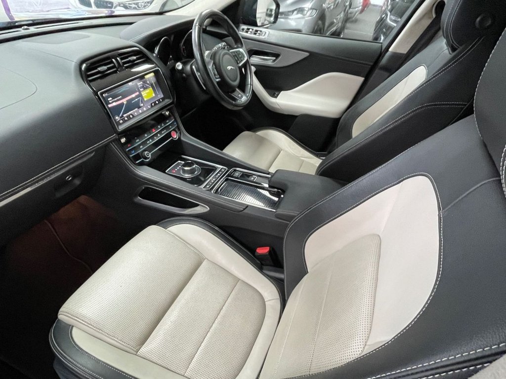 Used Jaguar F-Pace 2019 for sale - 76739918: Photo 30