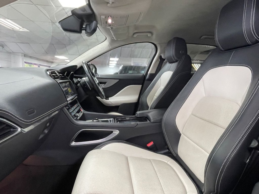 Used Jaguar F-Pace 2019 for sale - 76739918: Photo 31