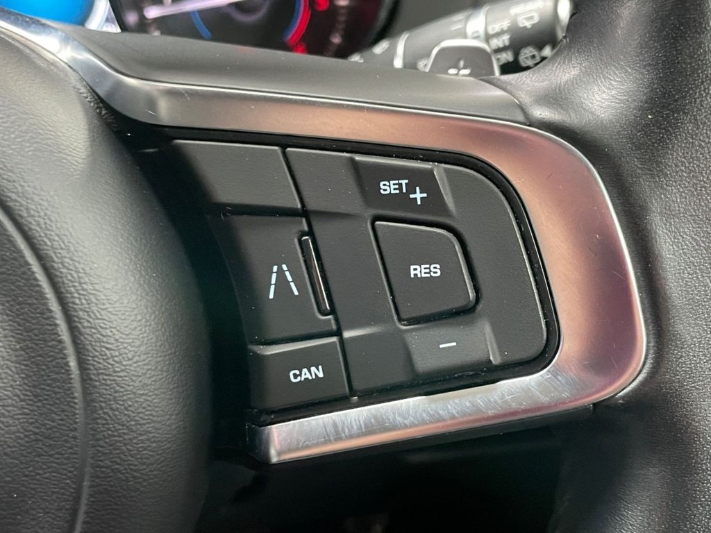 Used Jaguar F-Pace 2019 for sale - 76739918: Photo 35