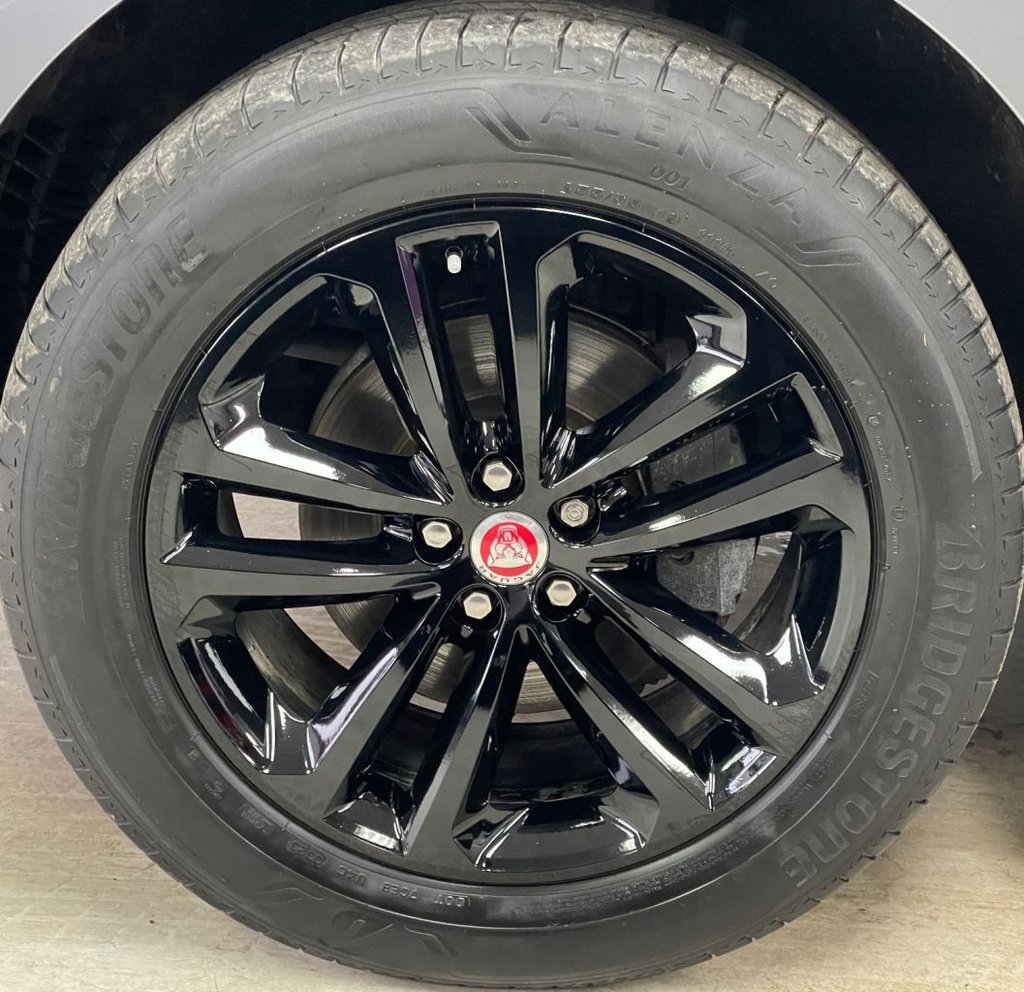 Used Jaguar F-Pace 2019 for sale - 77533847: Photo 15