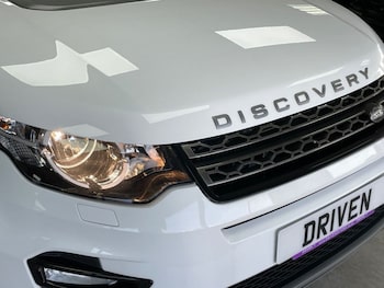 Used Land Rover Discovery Sport 2018 for sale - 75572894: Photo