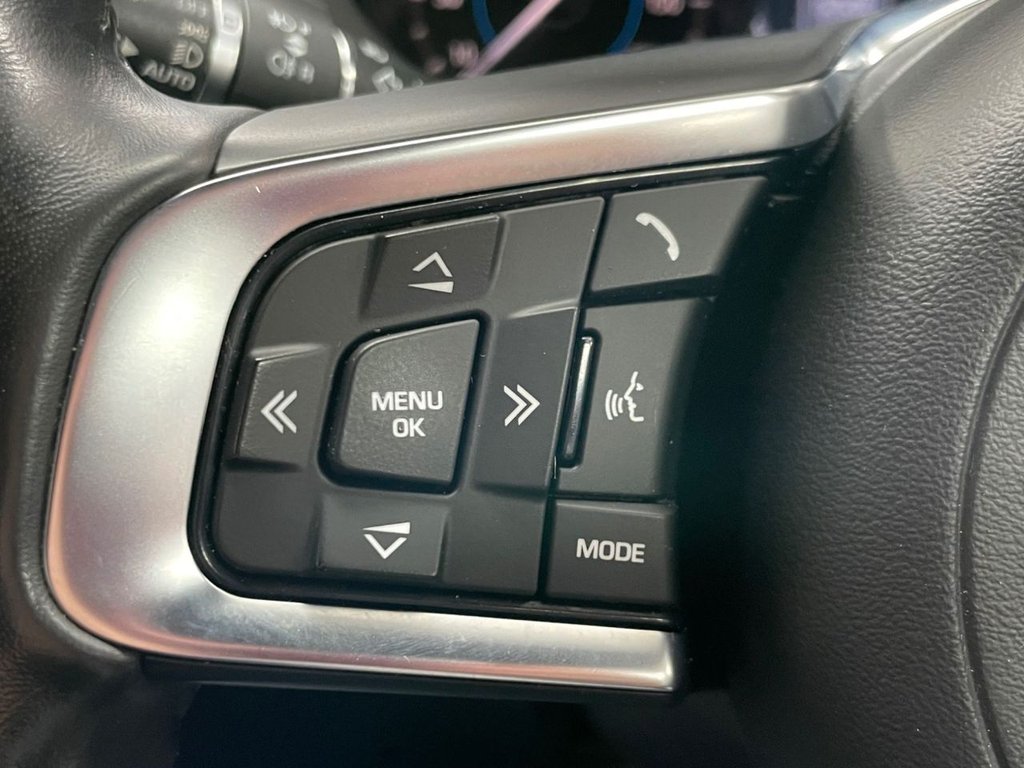 Used Jaguar F-Pace 2017 for sale - 76395646: Photo 35