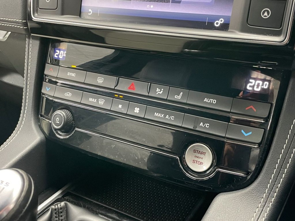 Used Jaguar F-Pace 2017 for sale - 76395646: Photo 43