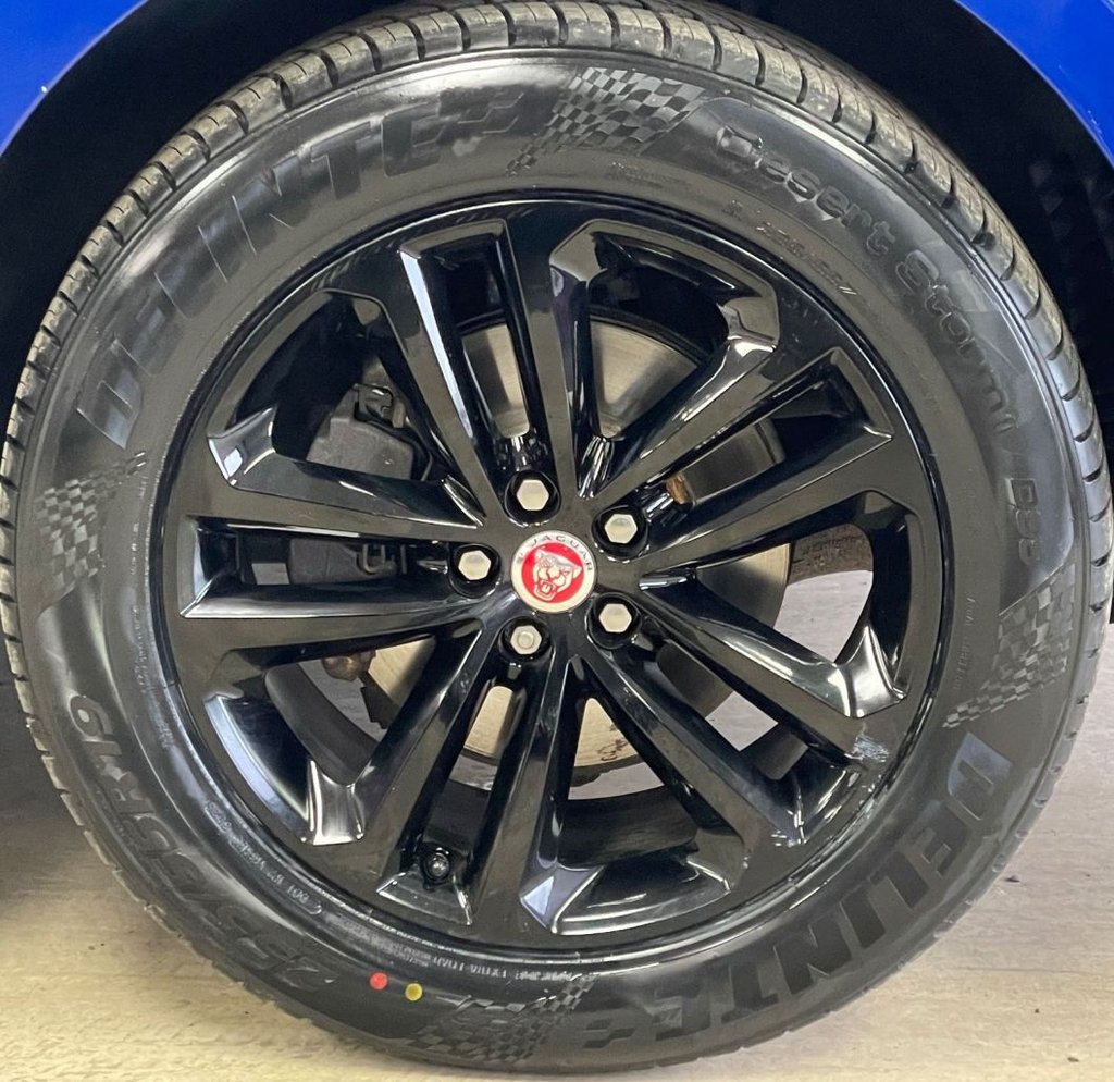 Used Jaguar F-Pace 2019 for sale - 77262952: Photo 16