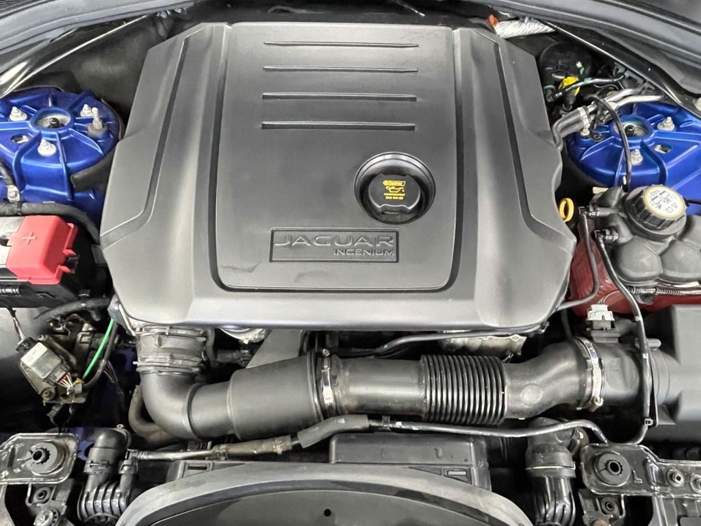 Used Jaguar F-Pace 2019 for sale - 77262952: Photo 18