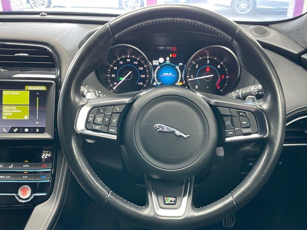 Used Jaguar F-Pace 2019 for sale - 77262952: Photo 35