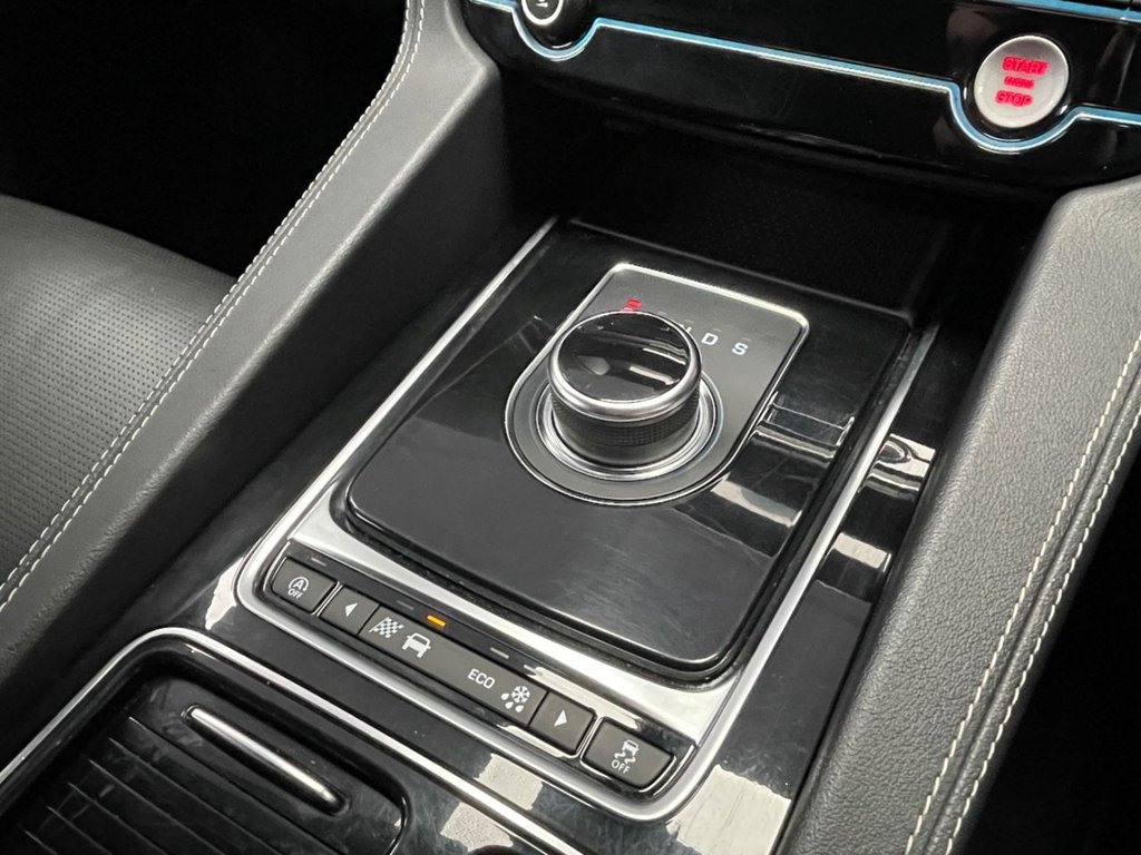 Used Jaguar F-Pace 2019 for sale - 77262952: Photo 47