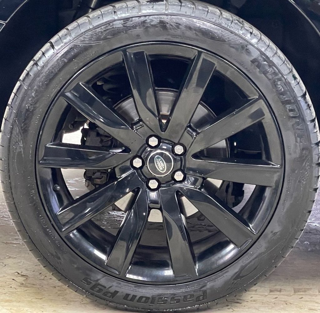 Used Land Rover Range Rover Velar 2019 for sale - 76569739: Photo 17