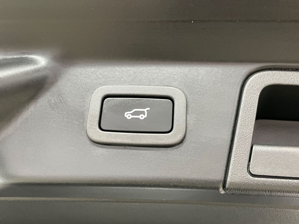 Used Land Rover Range Rover Velar 2018 for sale - 76235518: Photo 15