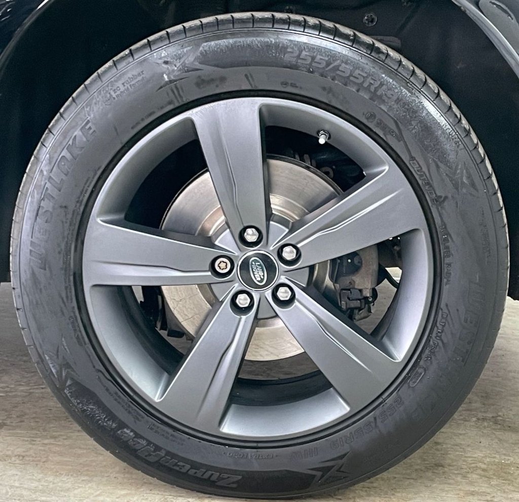 Used Land Rover Range Rover Velar 2018 for sale - 76235518: Photo 17